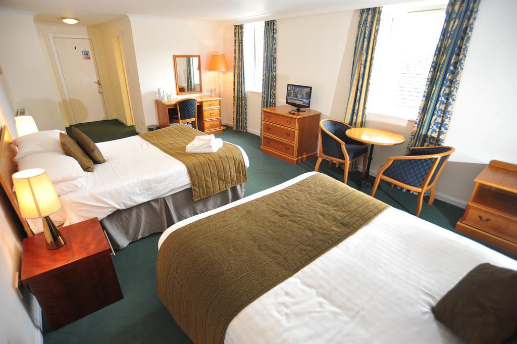 Golden Lion Hotel Стерлинг Экстерьер фото
